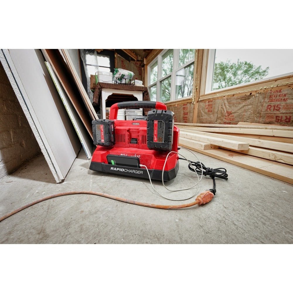 Milwaukee 48-59-1809 M18 PACKOUT Six Bay Rapid Charger - Image 4