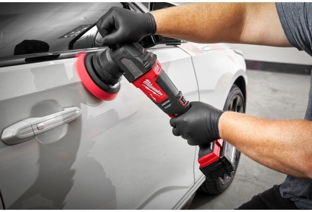 Milwaukee 2684-20 M18 FUEL 5-inch 15mm Random Orbital Polisher, Tool Only - Image 8