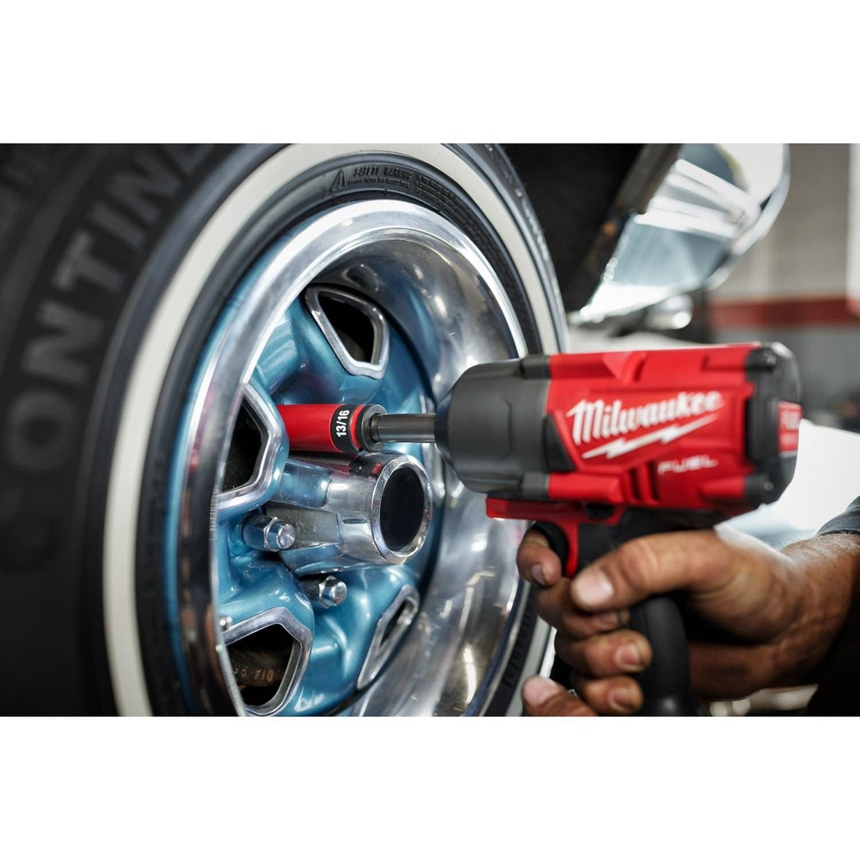 Milwaukee 49-66-7833 SHOCKWAVE Impact Duty 1/2 Drive SAE & Metric 11PC Lug Nut Wheel Socket Set - Image 4